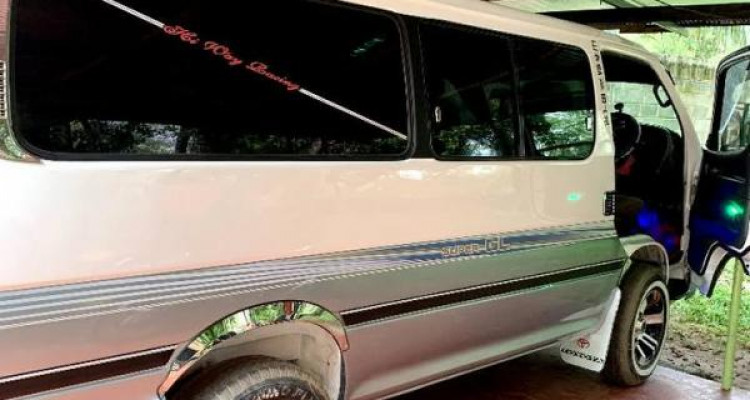 TOYOTA HIACE LH113 1998