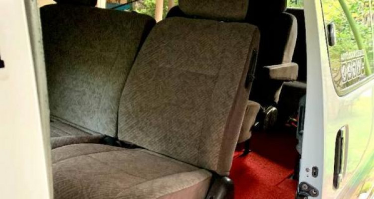 TOYOTA HIACE LH113 1998