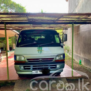 TOYOTA HIACE LH113 1998