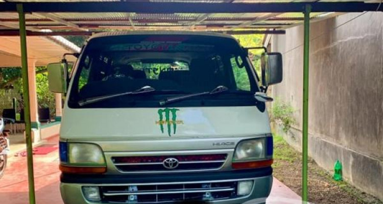 TOYOTA HIACE LH113 1998