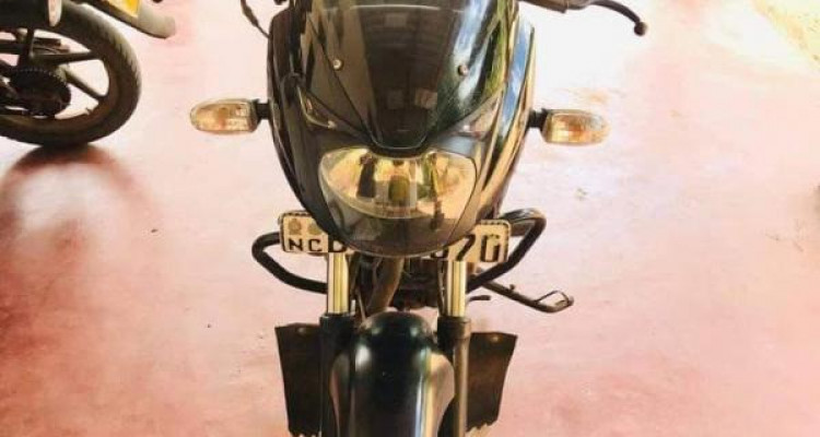 BAJAJ PULSAR 2017