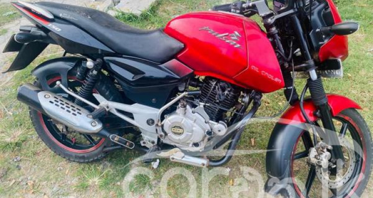 BAJAJ PULSAR 150 2013
