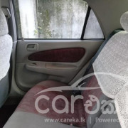 TOYOTA COROLLA 2000