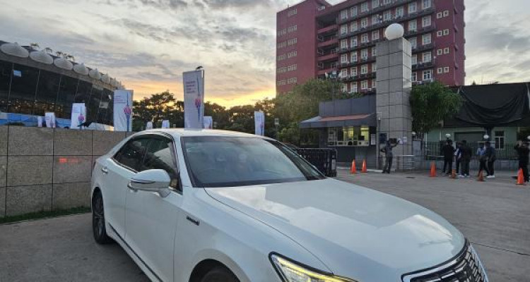 TOYOTA CROWN 2015