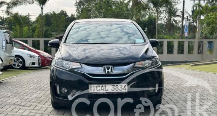 HONDA FIT GP5 2015