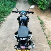 YAMAHA FZ 2015
