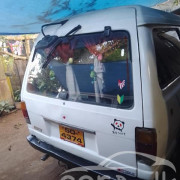 NISSAN VANETTE 1983