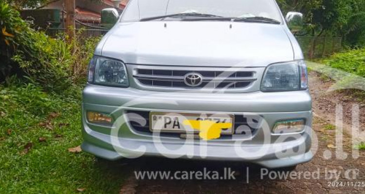 TOYOTA NOAH 2002