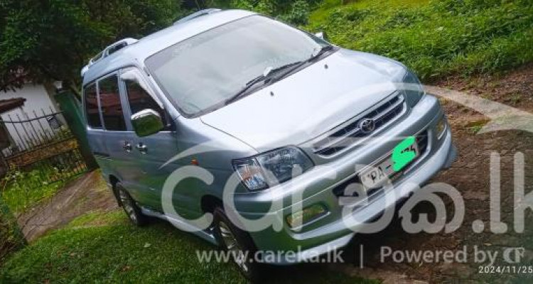 TOYOTA NOAH 2002