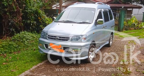 TOYOTA NOAH 2002