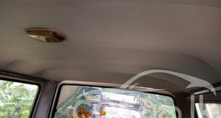MAZDA BONGO 1993