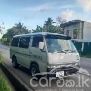 NISSAN CARAVAN 1995