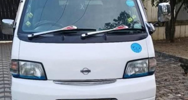 NISSAN VANETTE 2003