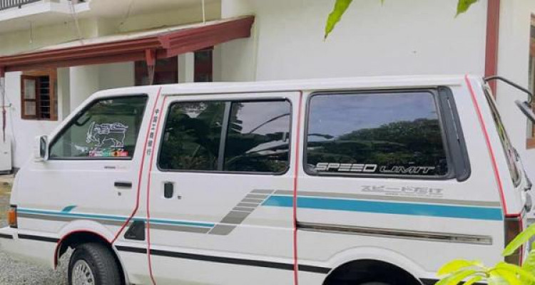 NISSAN VANETTE 1990