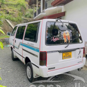 NISSAN VANETTE 1990
