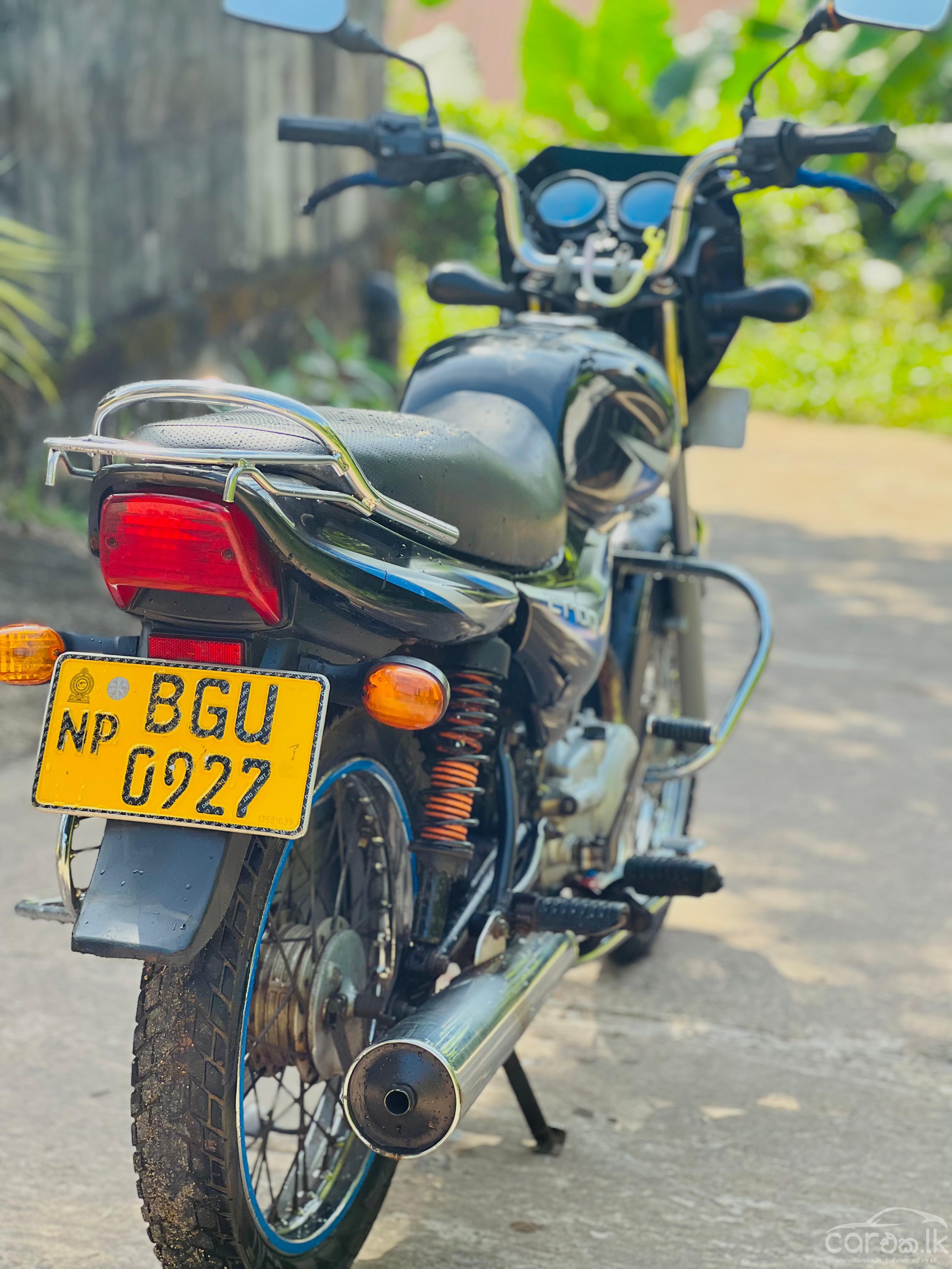 BAJAJ CT100 2018