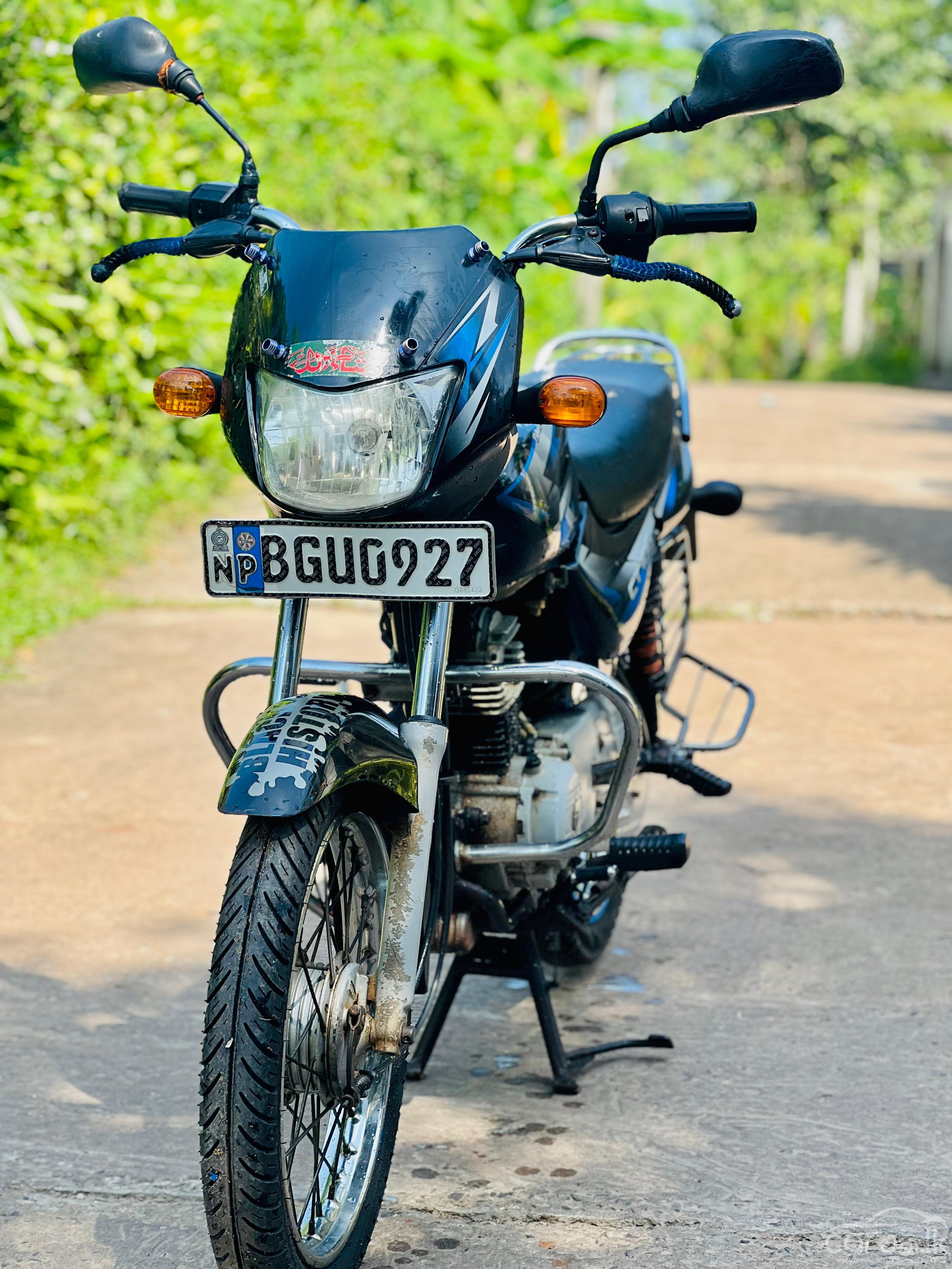 BAJAJ CT100 2018