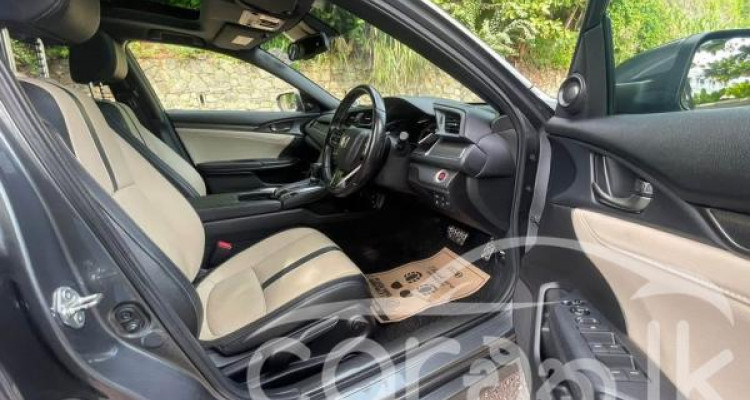 HONDA CIVIC 2018