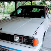 NISSAN BLUEBIRD 1986