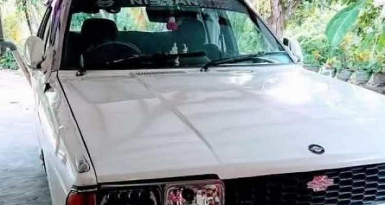 NISSAN BLUEBIRD 1986