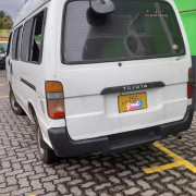 TOYOTA HIACE LH113 1992