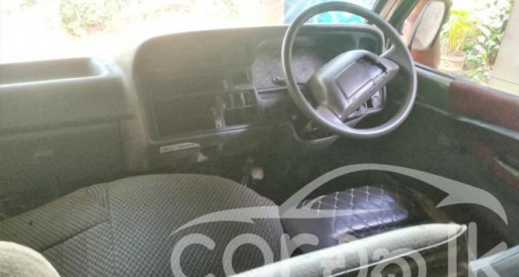 TOYOTA LH30 1980