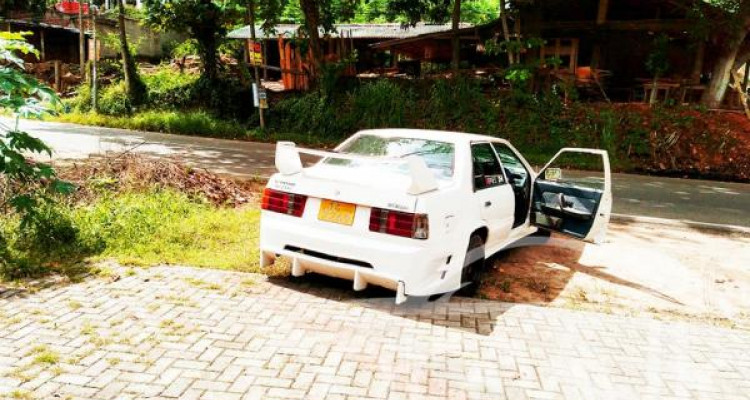 HYUNDAI STELLAR 1986