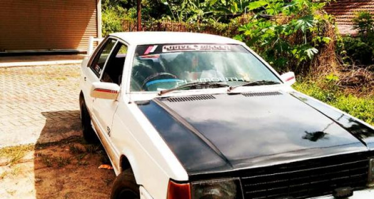 HYUNDAI STELLAR 1986