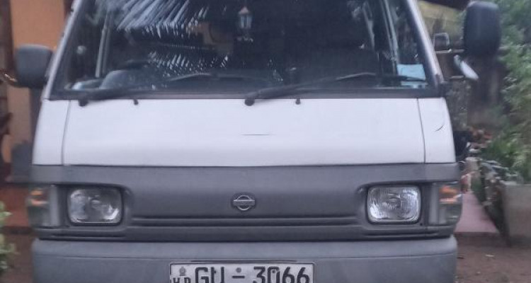 NISSAN VANETTE 1997