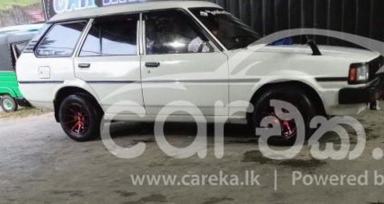 TOYOTA COROLLA DX WAGON 1984
