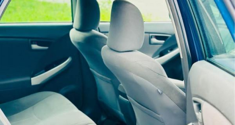 TOYOTA PRIUS 2011