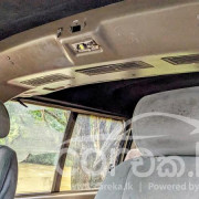 NISSAN CARAVAN 1996