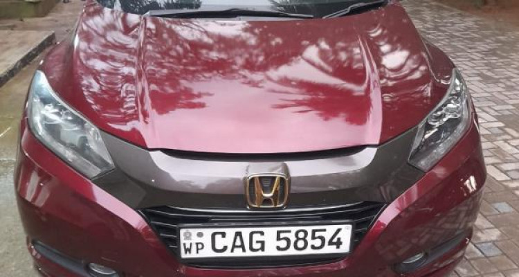 HONDA VEZEL 2015
