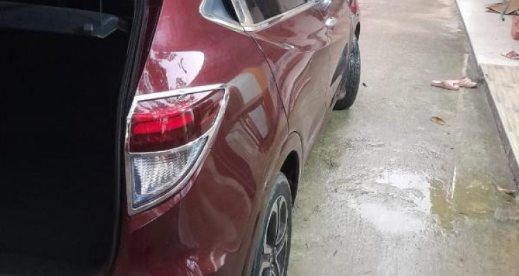 HONDA VEZEL 2015