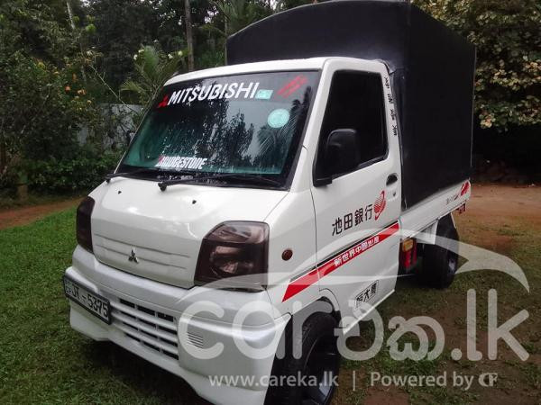 MITSUBISHI MINICAB 1999