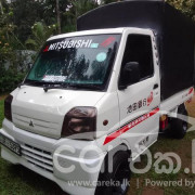 MITSUBISHI MINICAB 1999