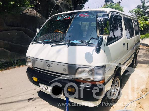 TOYOTA DOLPHIN 1996
