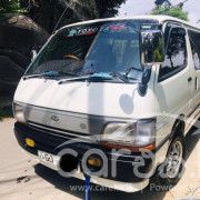 TOYOTA DOLPHIN 1996