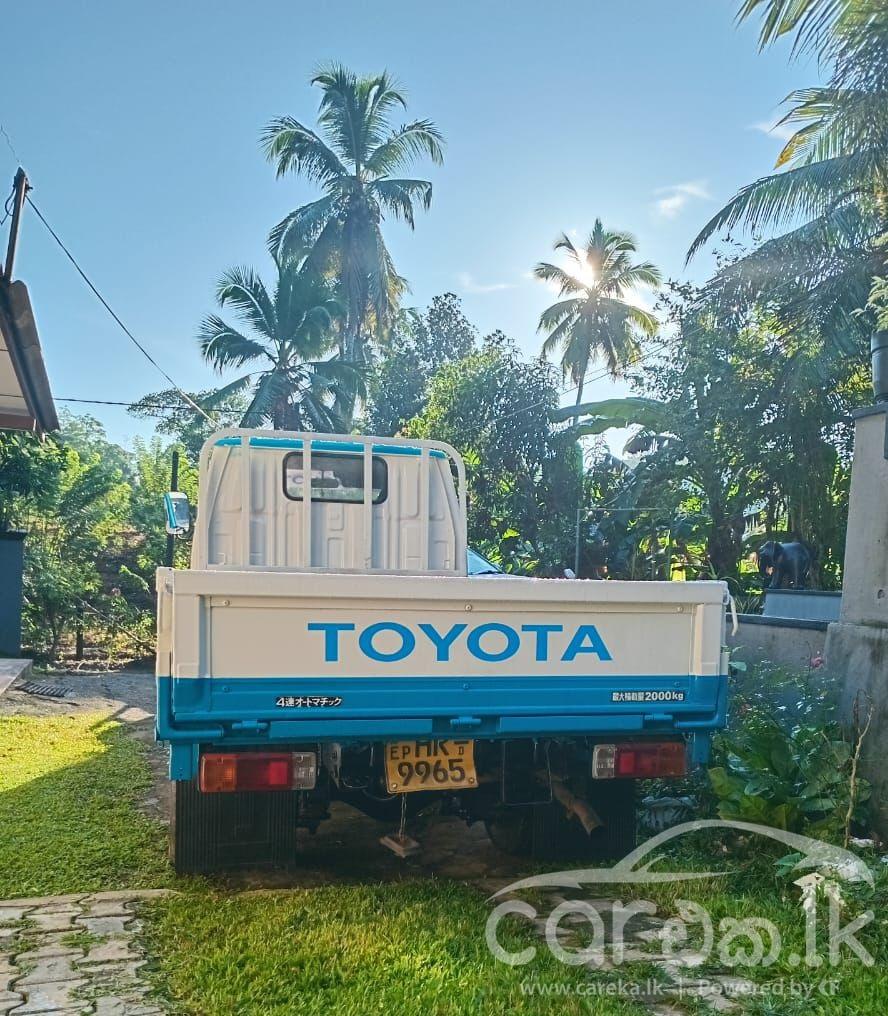 TOYOTA DYNA 1998