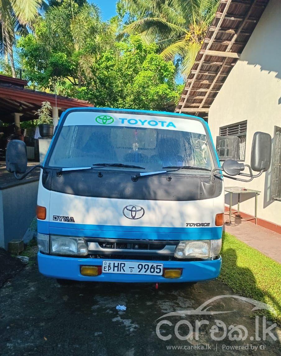 TOYOTA DYNA 1998