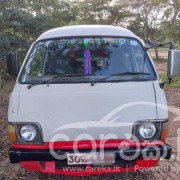 TOYOTA HIACE LH40 1981