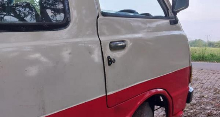 TOYOTA HIACE LH40 1981