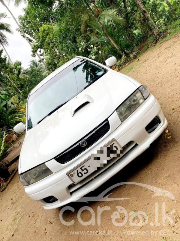 MAZDA FAMILIA 1997