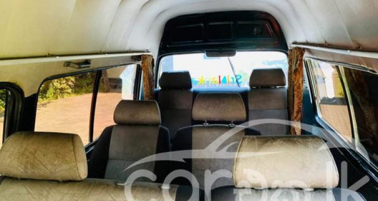 TOYOTA HIACE 2007