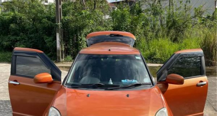 SUZUKI SWIFT 2006