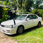 NISSAN BLUEBIRD 1998