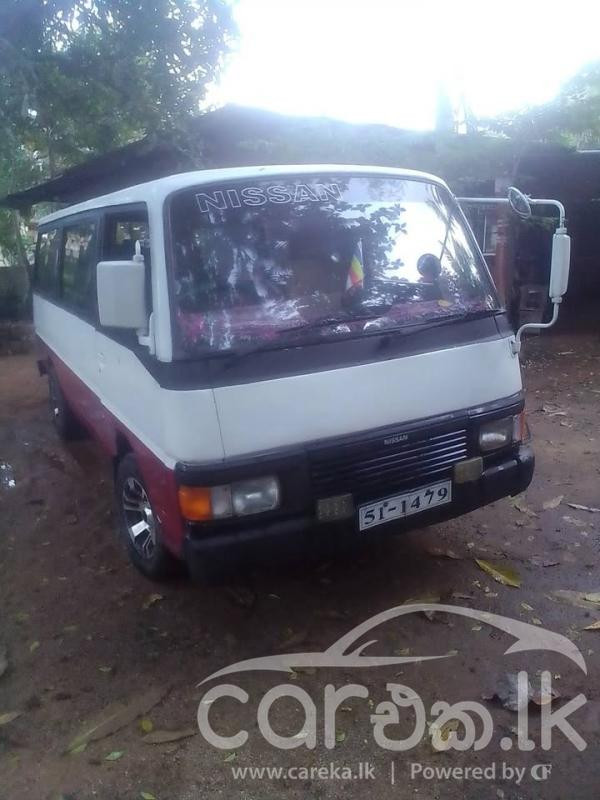 NISSAN CARAVAN 1985