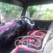 NISSAN CARAVAN 1985