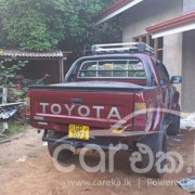 TOYOTA HILUX 107 1995