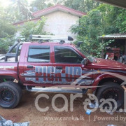 TOYOTA HILUX 107 1995